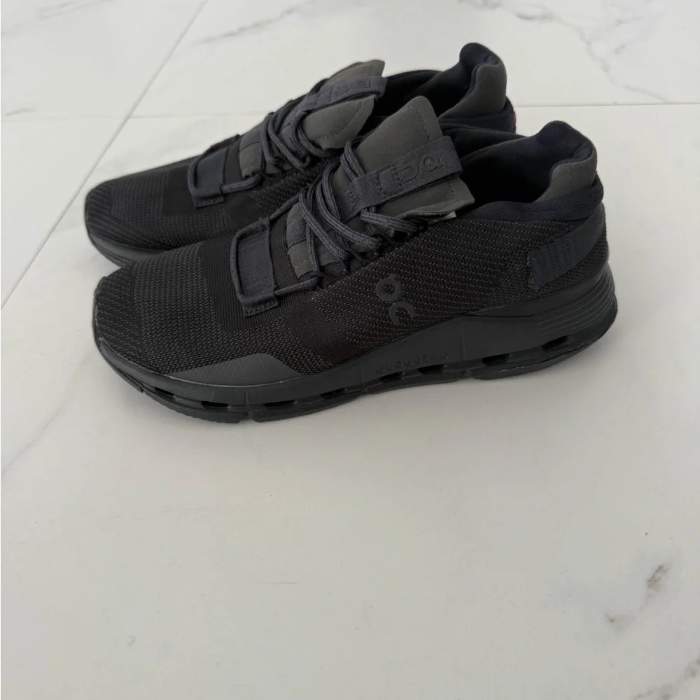 On running Nova Running shoes Women’s Size 6, 7, 8 - Picture 3 of 4